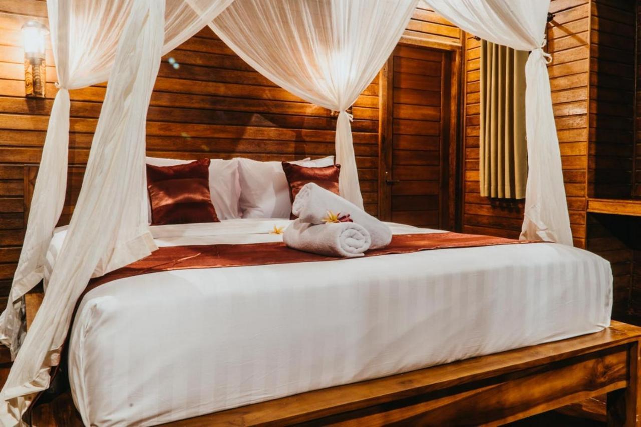 Taman Tirta Villa Lembongan Kültér fotó